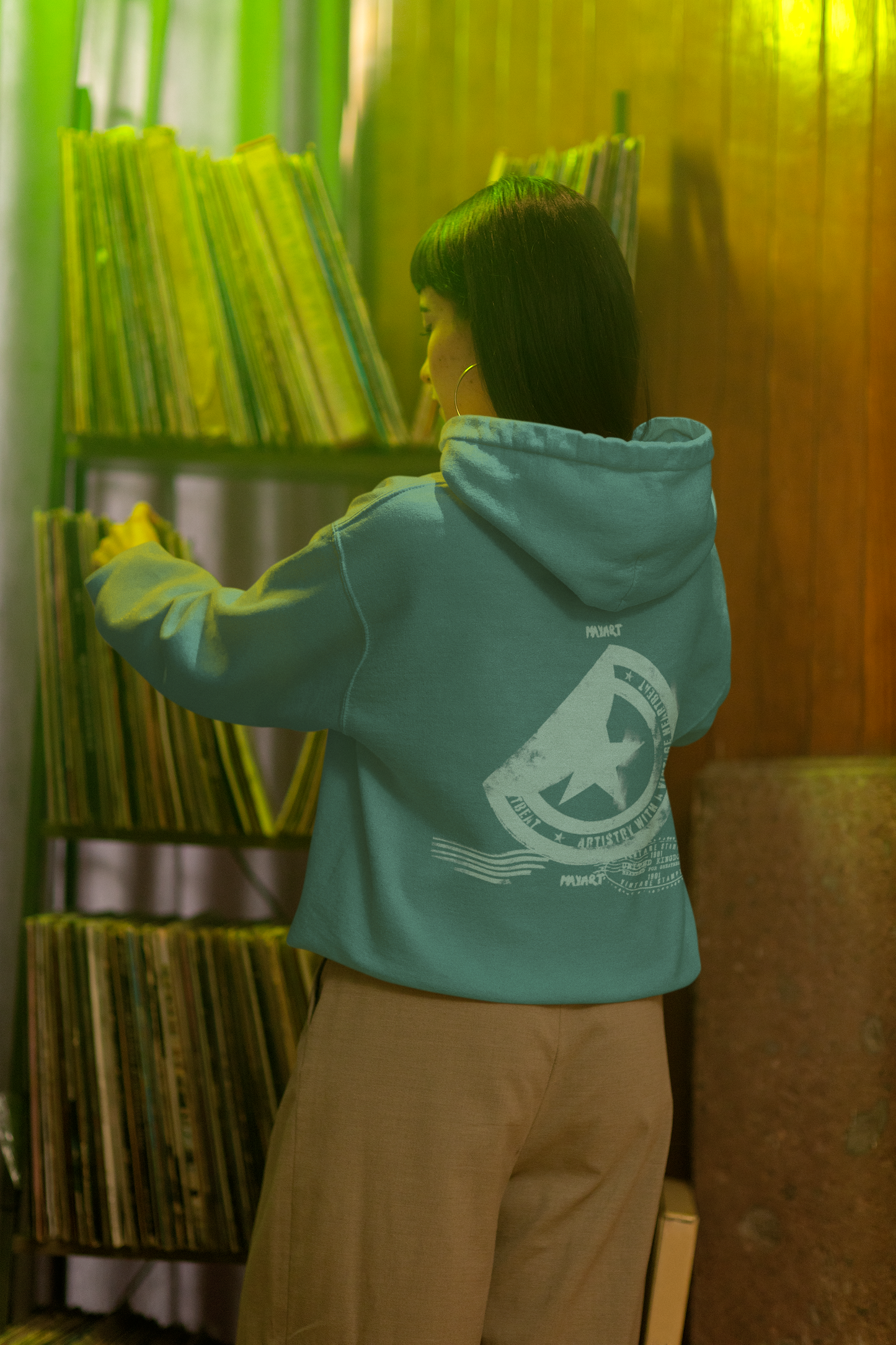 PREMIUM VINTAGE HEARTBEAT HOODIE (MINT GREEN)